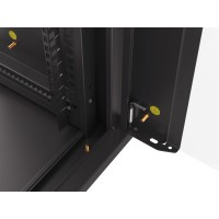 Szafa Instalacyjna Rack Wisząca 19" 18u 570x450 Szybki Montaż Czarna Lanberg Flat Pack